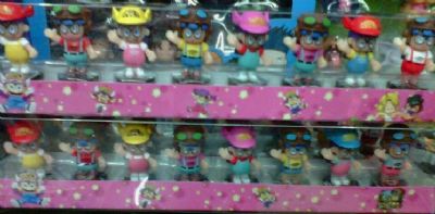 arale anime figure