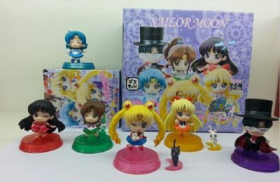 sailormoon anime figure