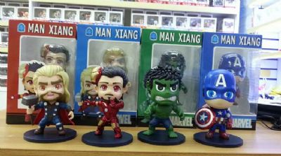 Avengers anime figure