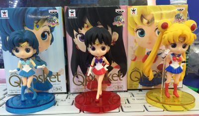 sailormoon anime figure