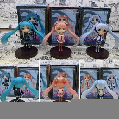 Hatsune Miku a set of 3 Boxed Figure Decoration