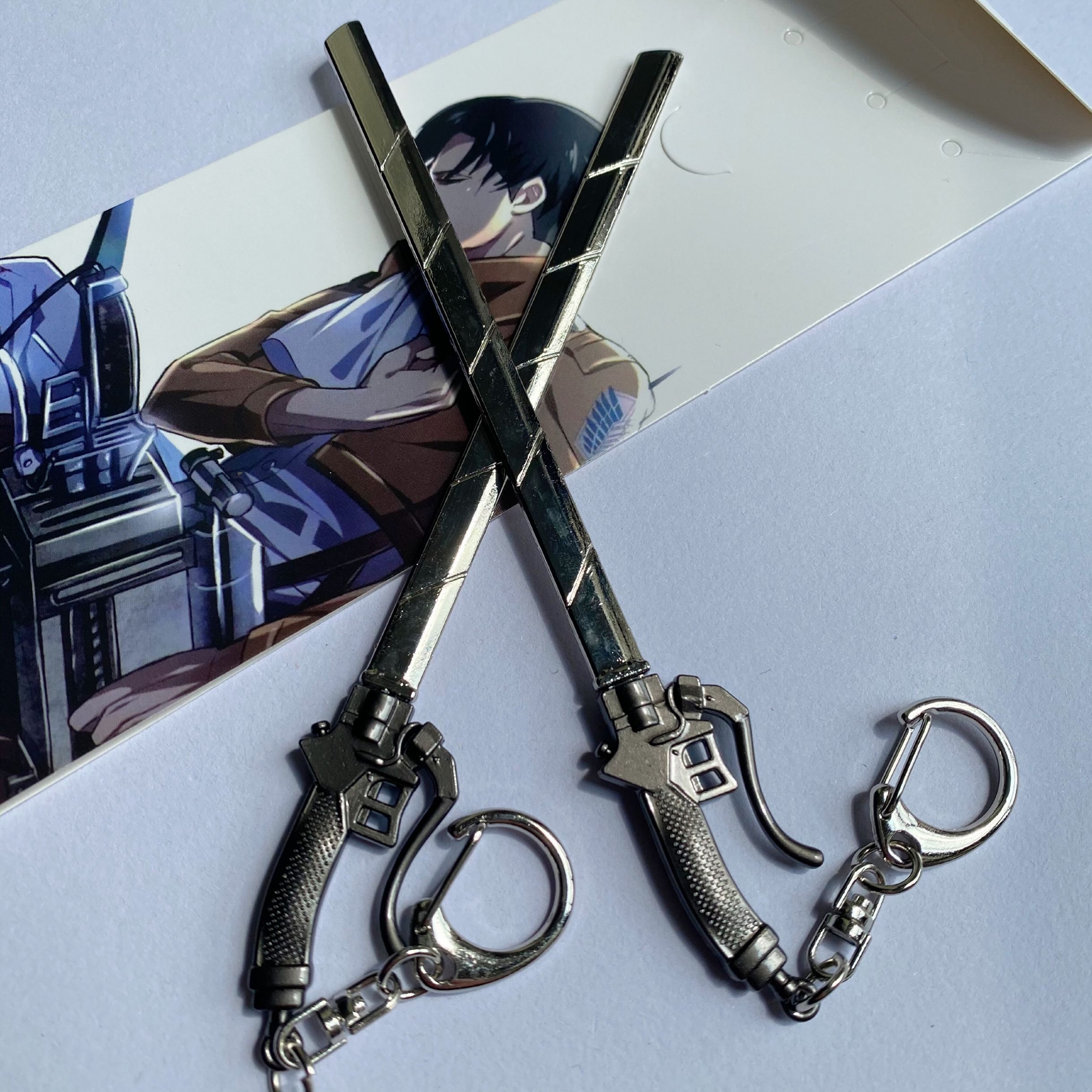 Attack on Titan anime keychain+necklace set