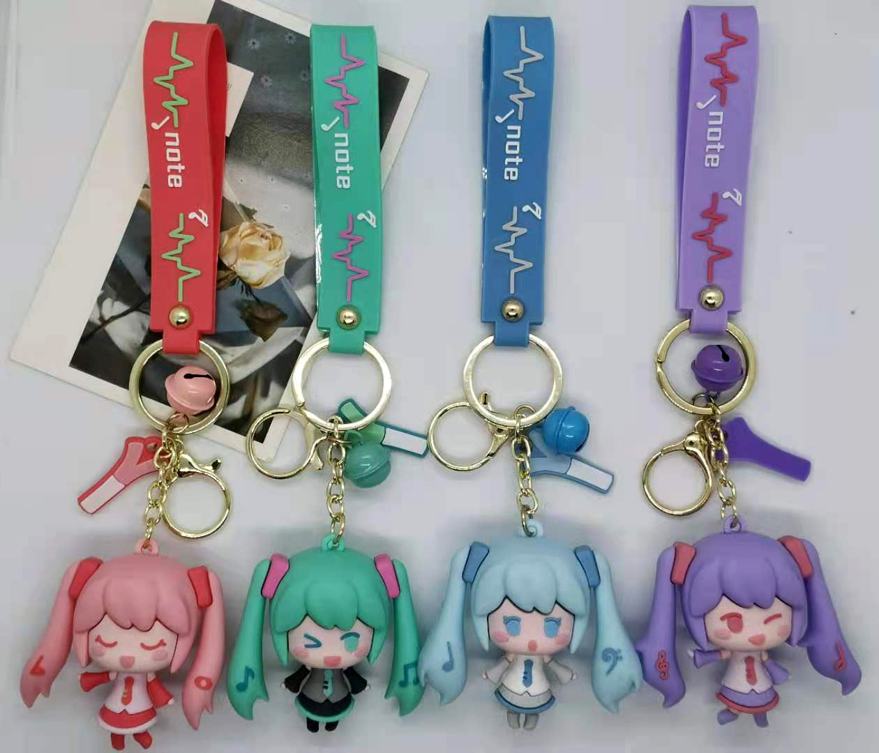 Hatsune Miku anime keychain