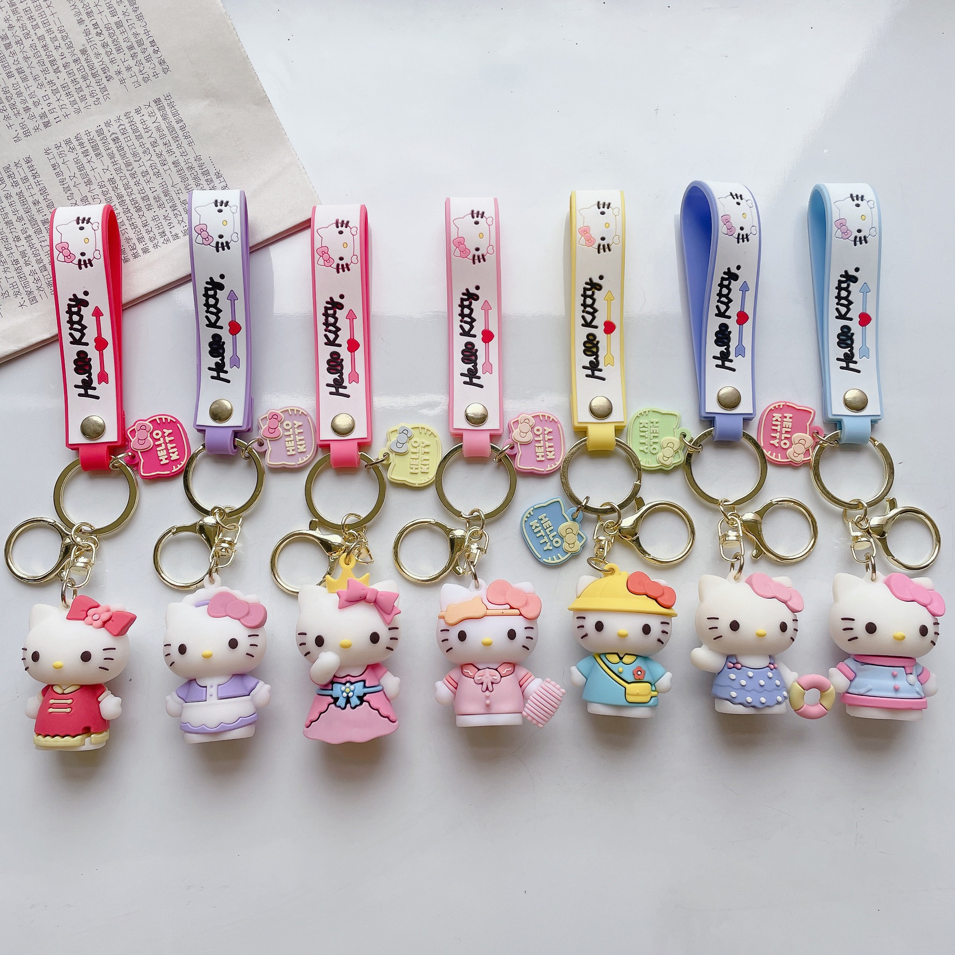 hello kitty anime keychain