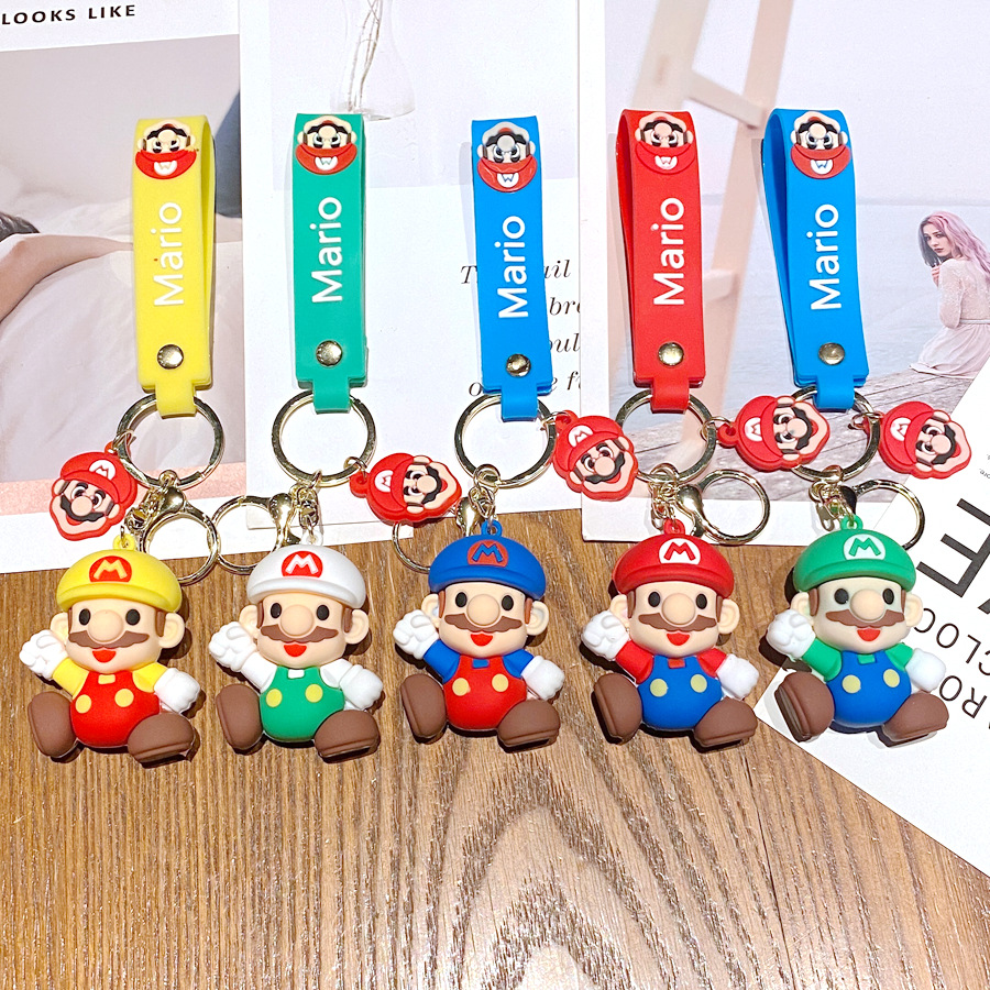 Super Mario anime keychain