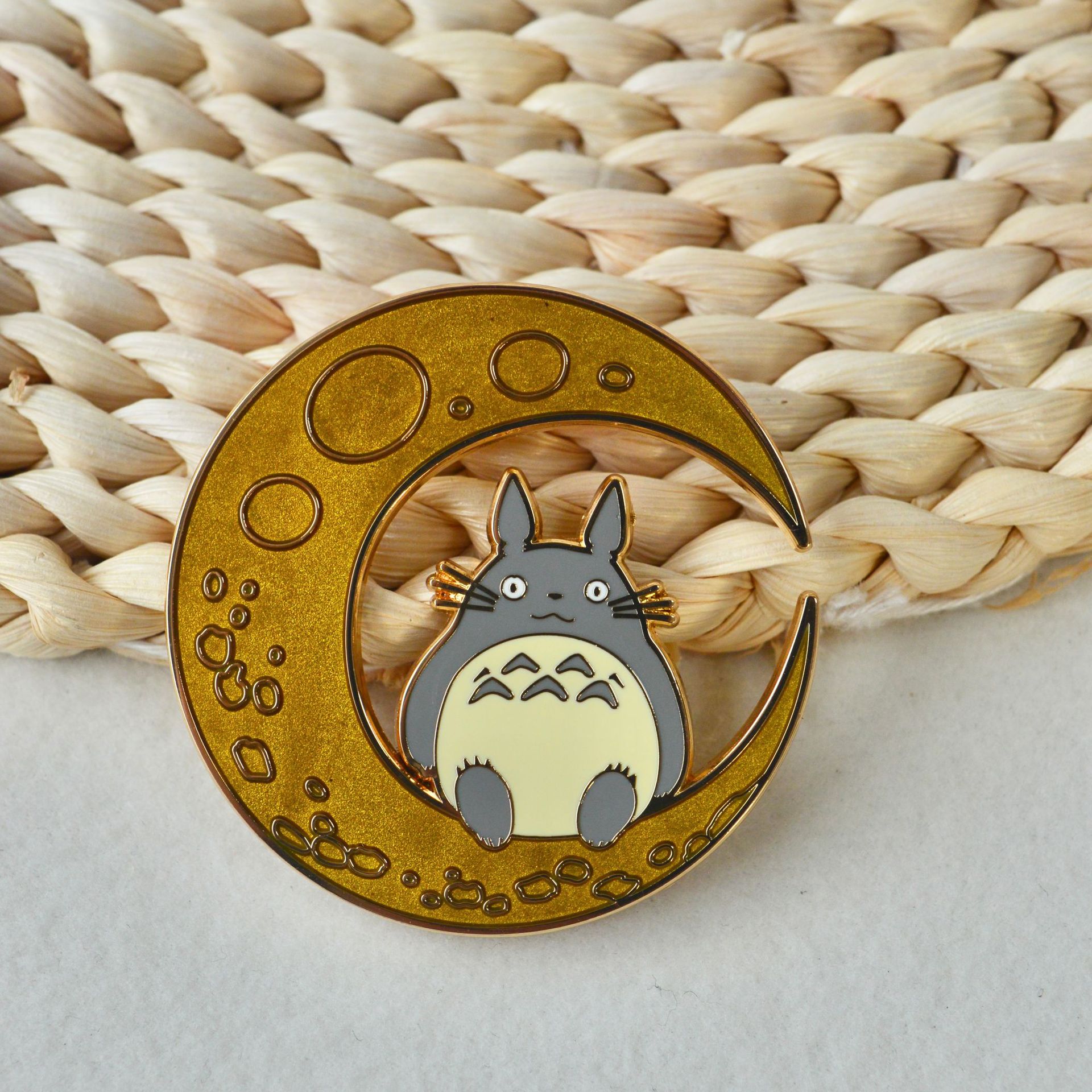 TOTORO anime pin