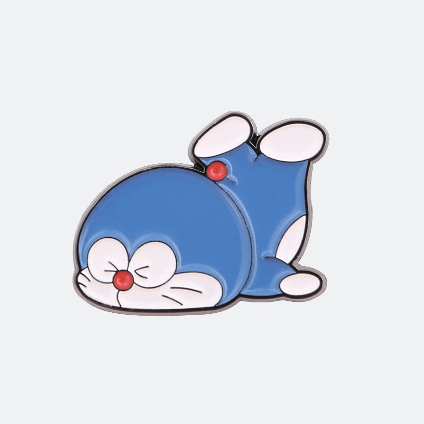 Doraemon anime pin