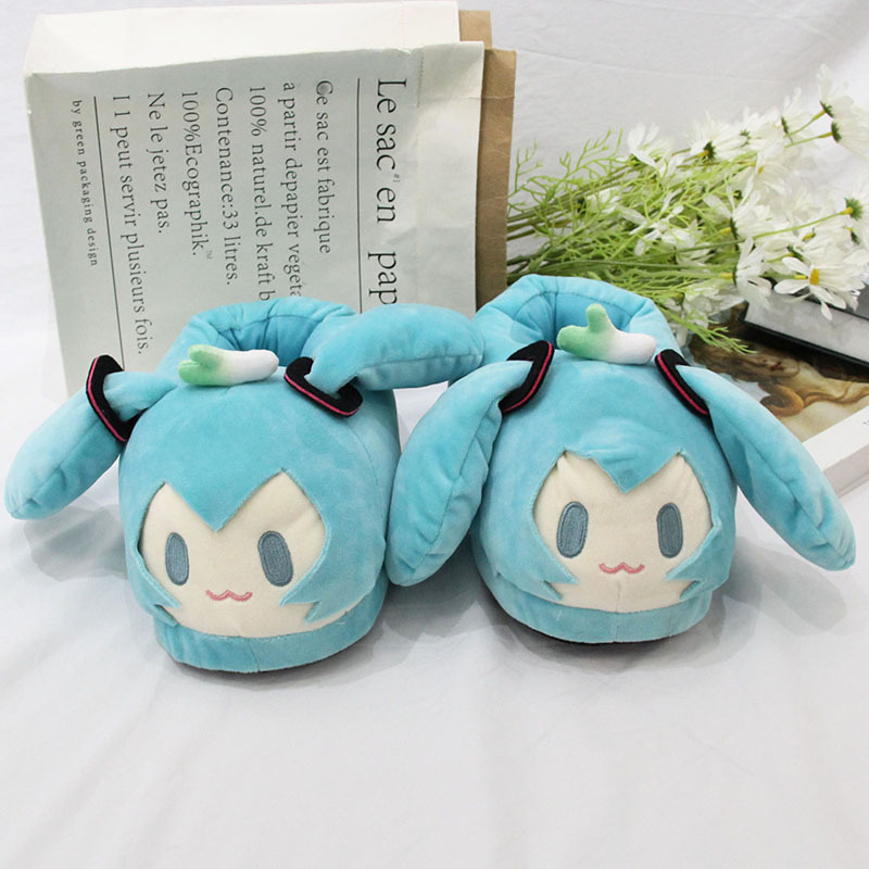 Hatsune Miku anime plush slippers ( one size 35-43 )