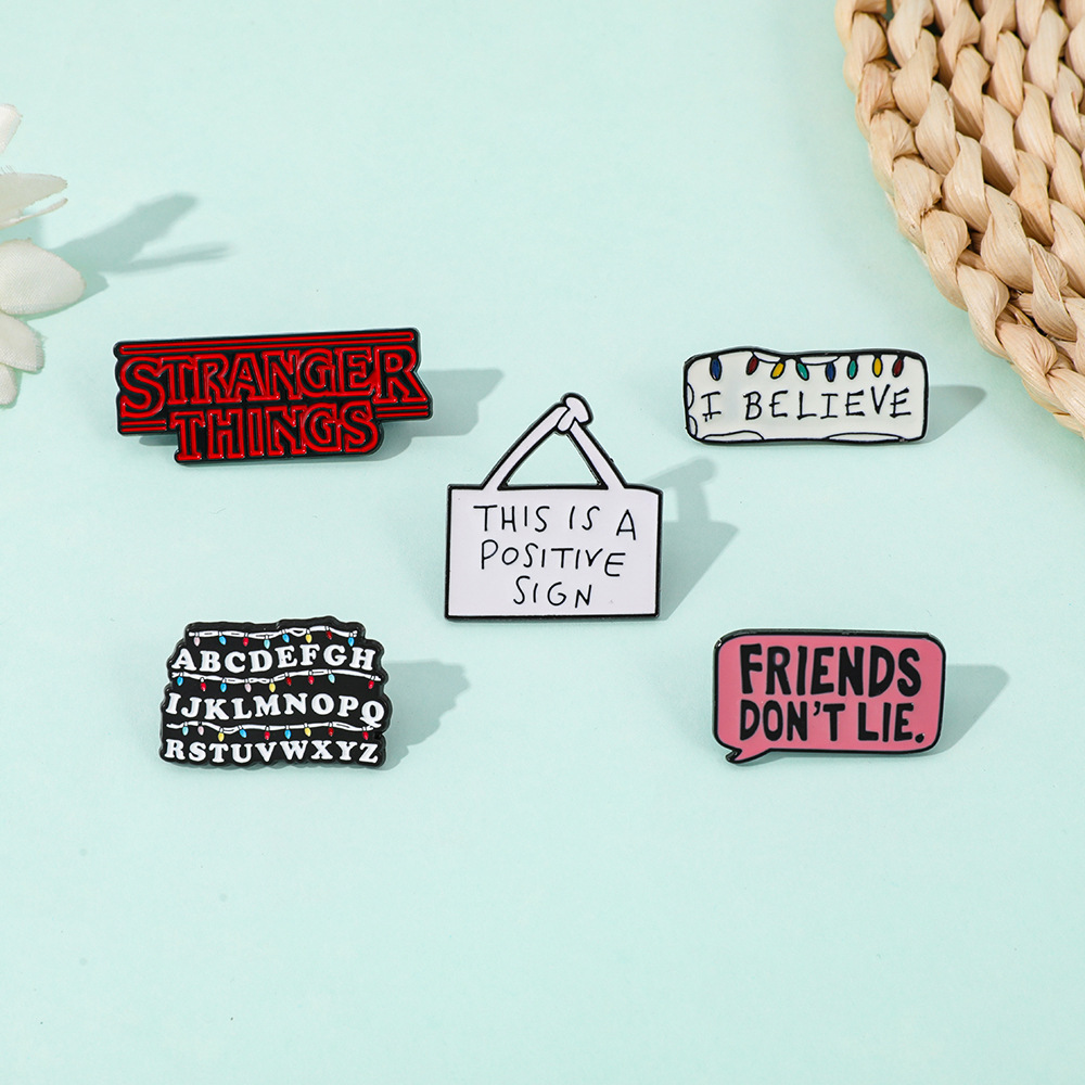 Stranger Things anime pin