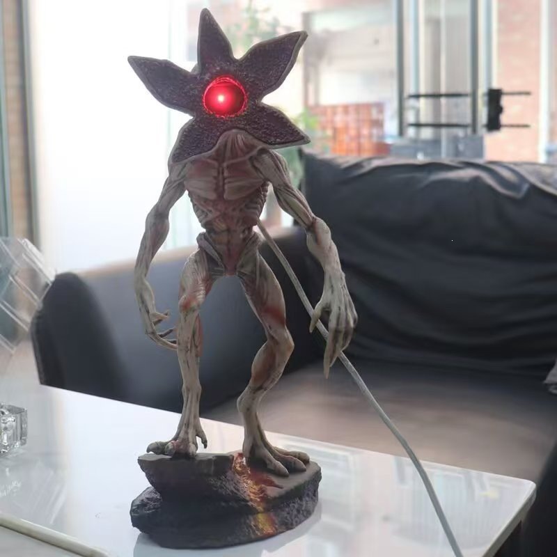 Stranger things anime figure 34.5cm