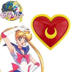 Sailor Moon Crystal Tsukino Usagi Sailor Uniform Moon heart Pectoral Anime Cosplay Accessories 8.6cm