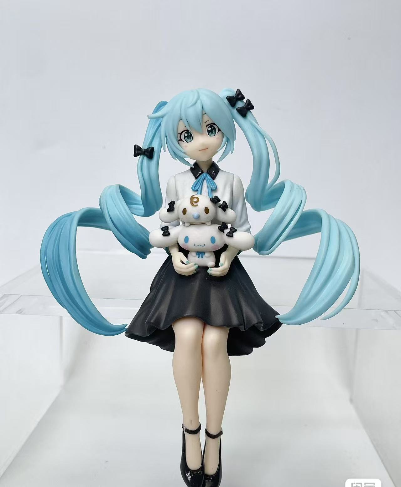 Kuromi anime figure
