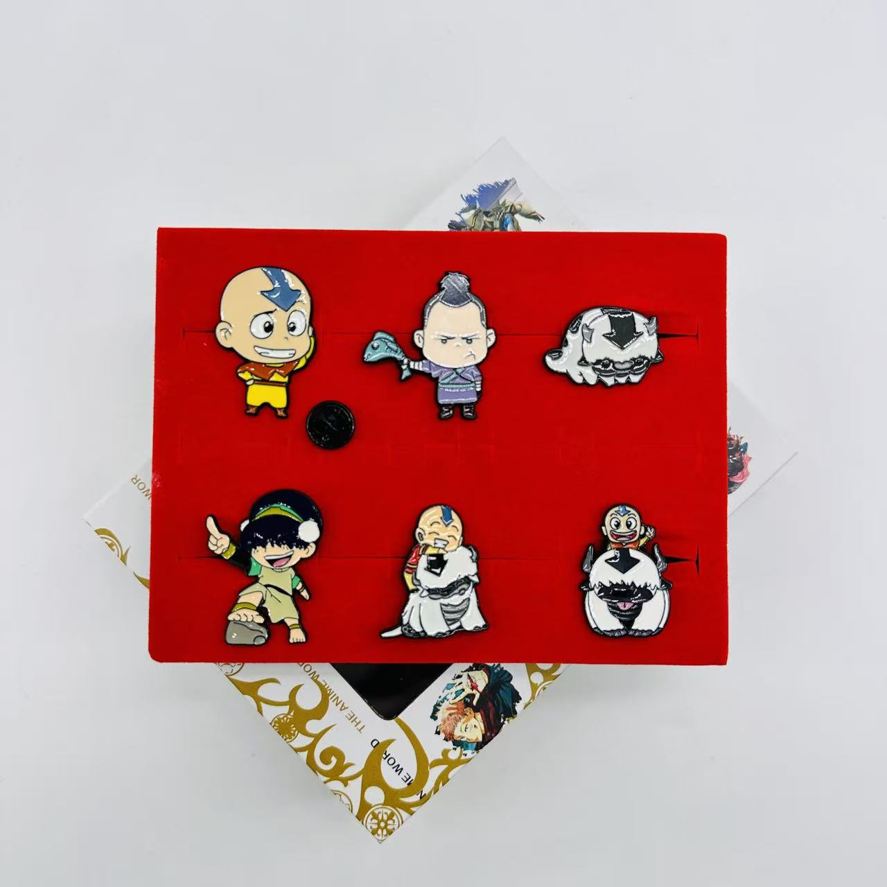 Avatar anime pin set